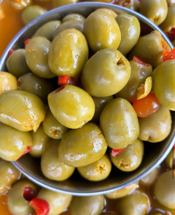 Gordal rellena de pimiento
